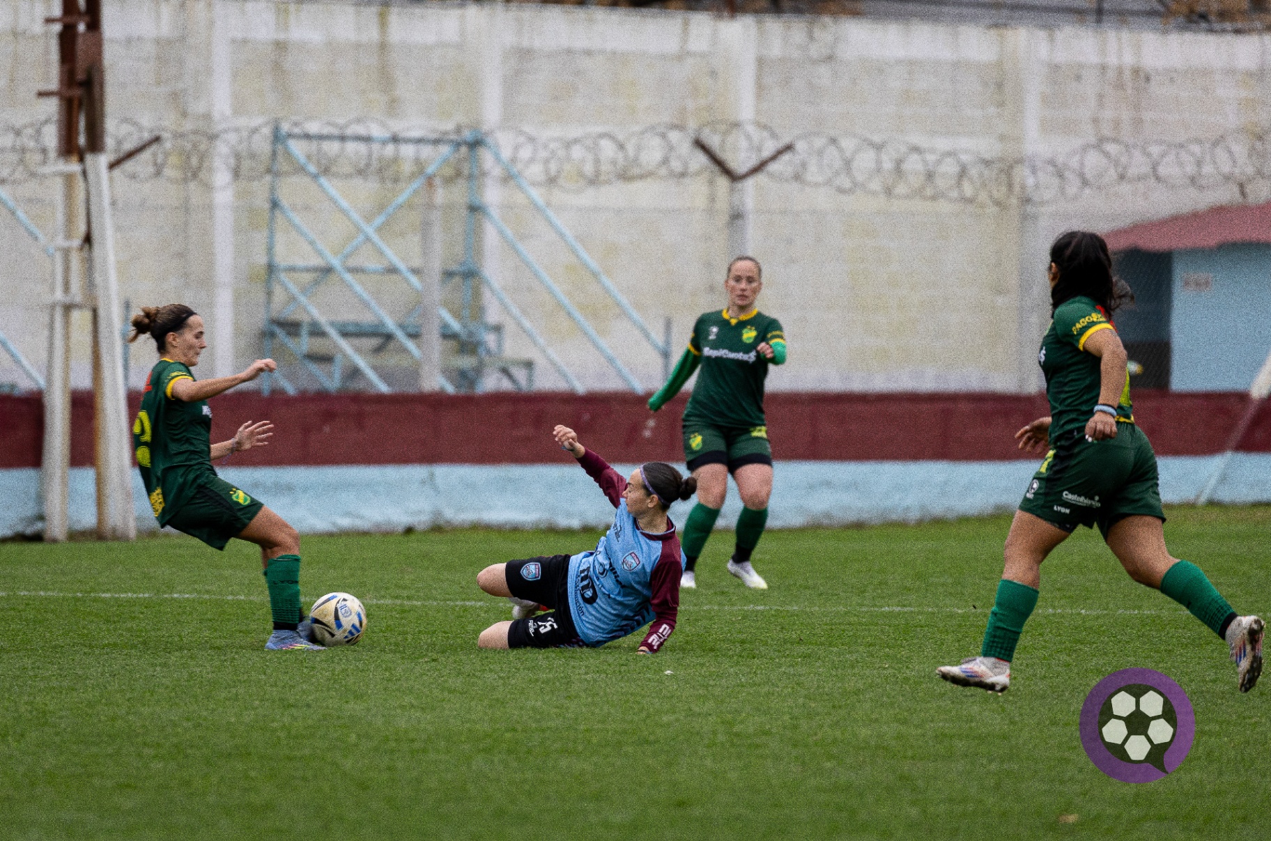 UAI Urquiza vs Defensa y justicia FECHA 13 PRIMERA B 17-08-26 - Foto 4