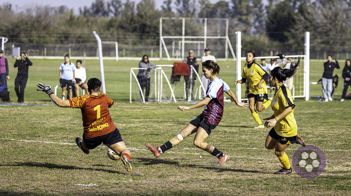 UAI Urquiza vs Comunicaciones- FECHA 8 PRIMER B 27-06-26 - Foto 16