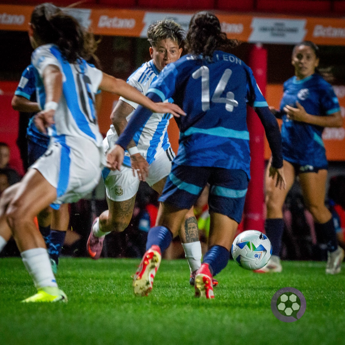 Argentina vs Paraguay - Liga de Naciones - 24/10/2025 - Foto 12