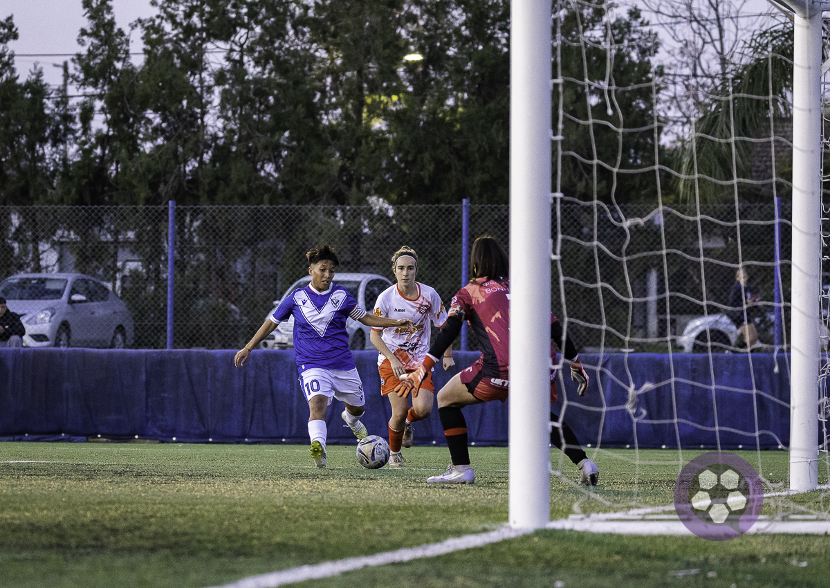 Velez vs Lujan - Fecha 6 Primera B - 30/05/26 - Foto 8