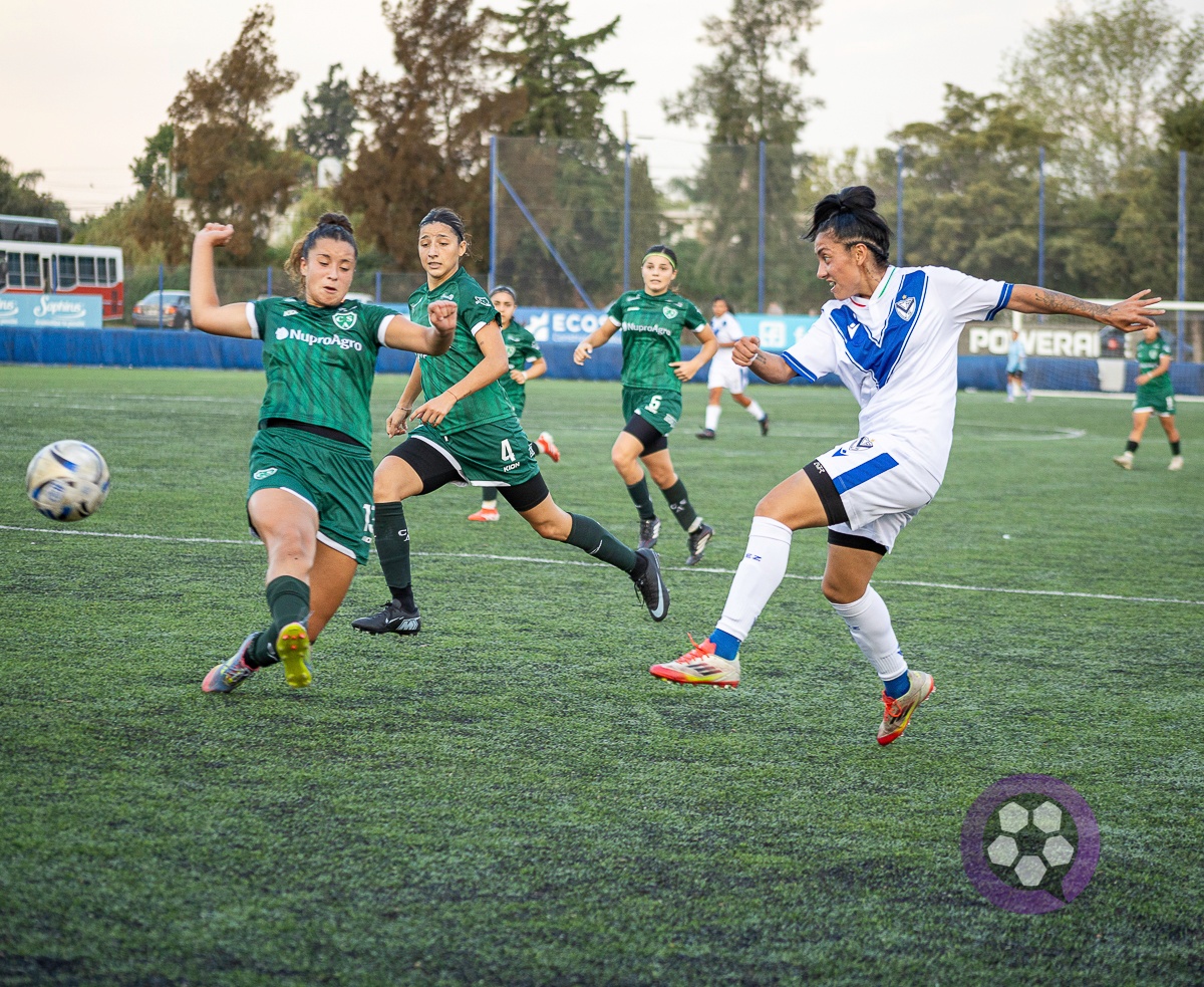 Velez vs Sarmiento - Fecha 2 PRIMERA B TORNEO 2026 - 19/04/2026 - Foto 25