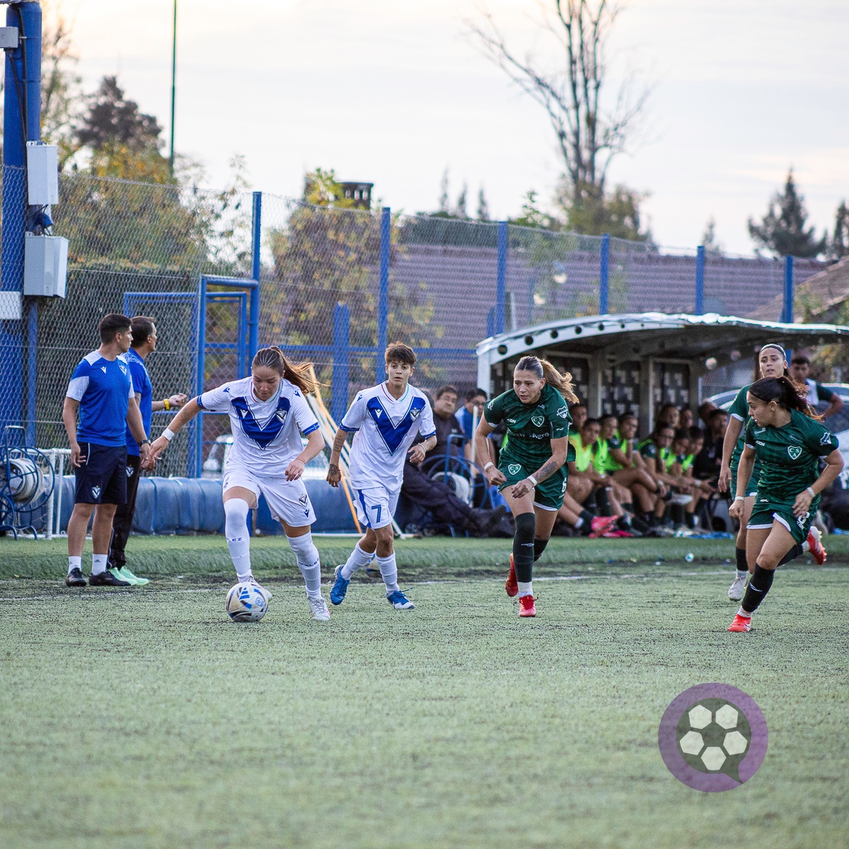 Velez vs Sarmiento - Fecha 2 PRIMERA B TORNEO 2026 - 19/04/2026 - Foto 23